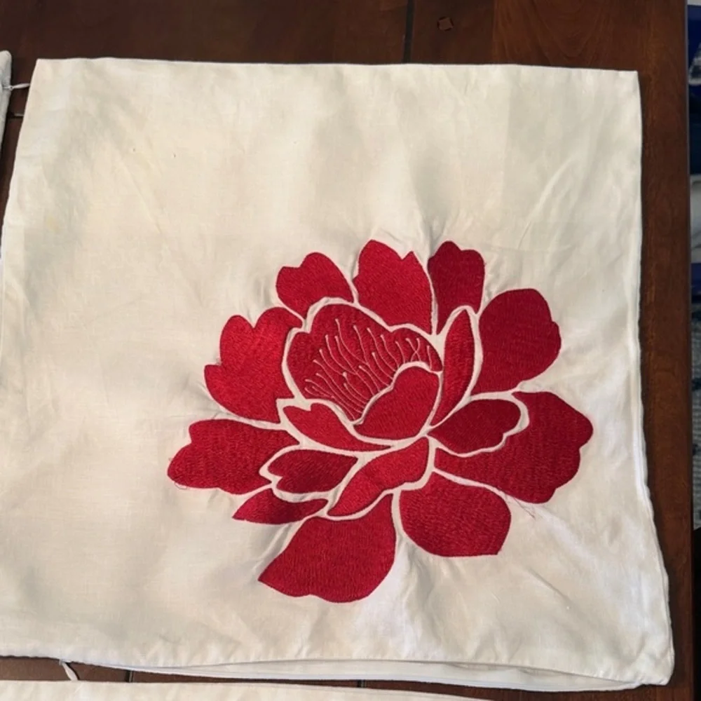 N/A elegant throw